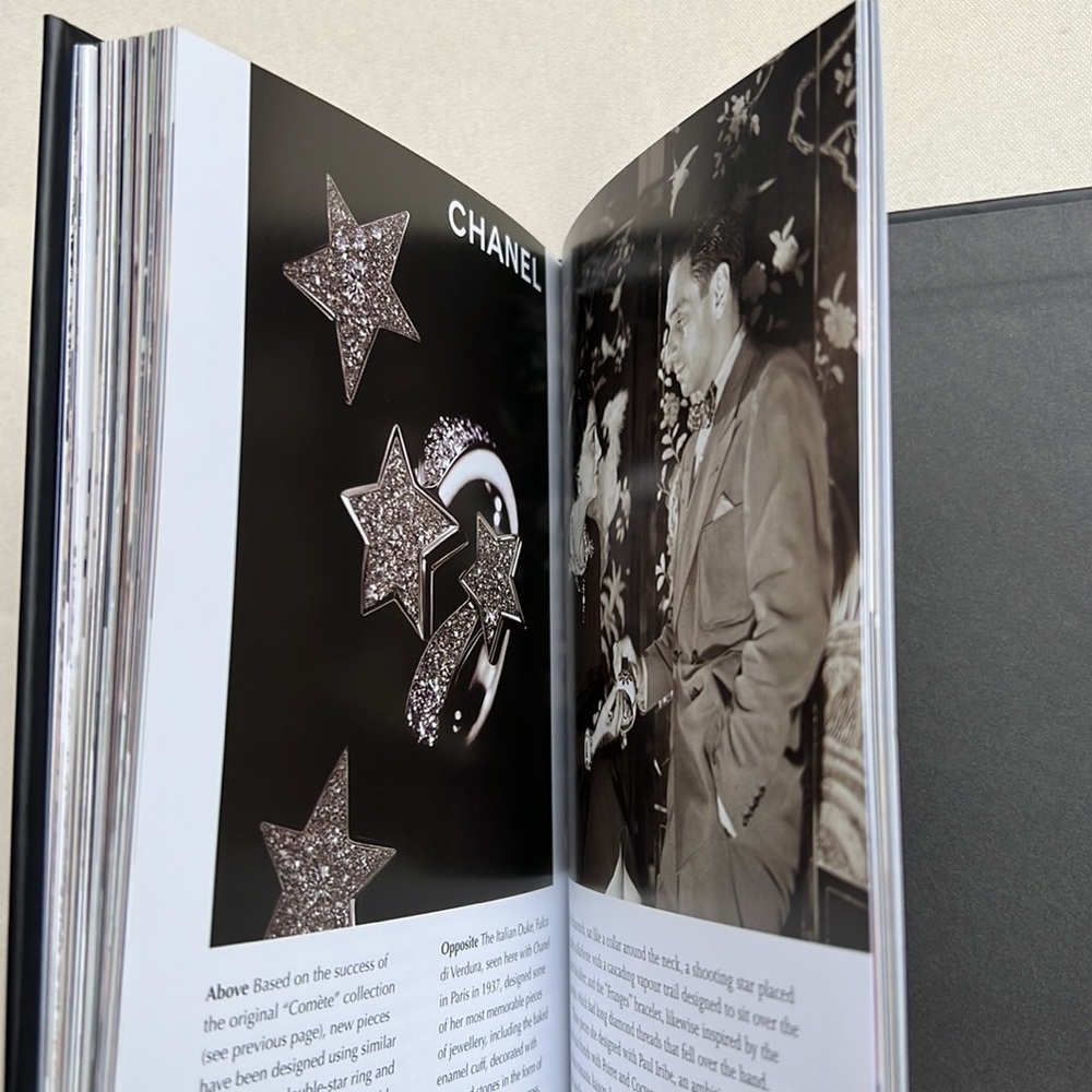 Little Book Of Chanel - Picture 4 of 8